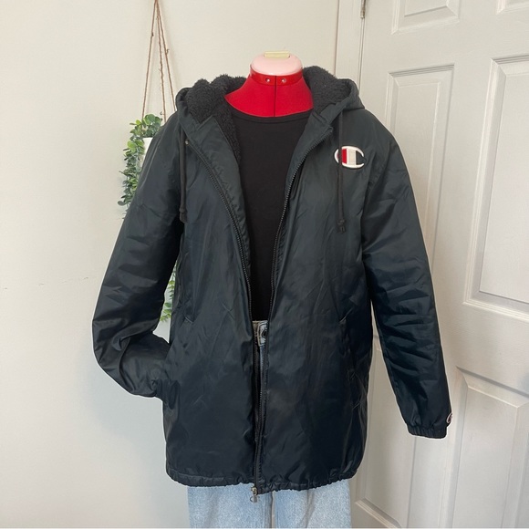 Champion | reverse weave Sherpa lined coaches/stadium jacket - Picture 4 of 11